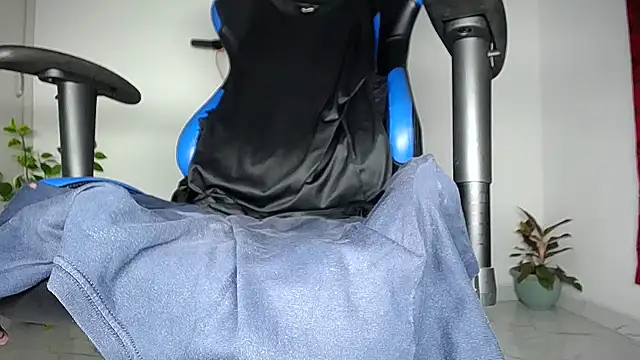 MAXJONES_2 webcam