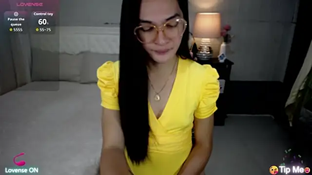 AsianSweetHeartxX webcam