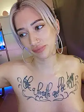 Gina-Lumara webcam
