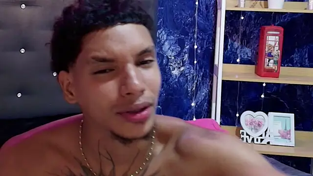 kai_storm77 webcam