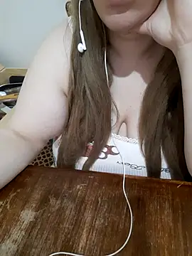 Madam_bezzzoul webcam