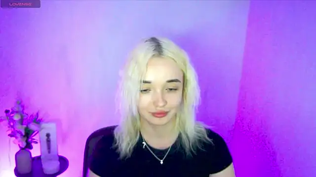 Ashley_S webcam