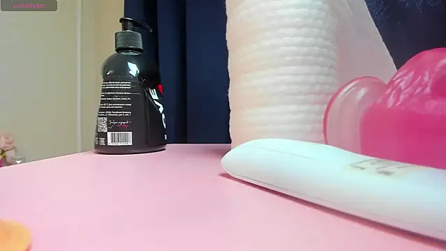 BritneyLix webcam