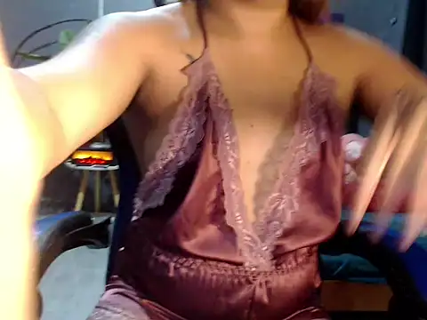 Chandria_Wilson webcam