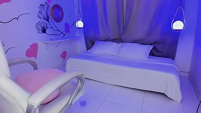 Chanel_Cruzz webcam