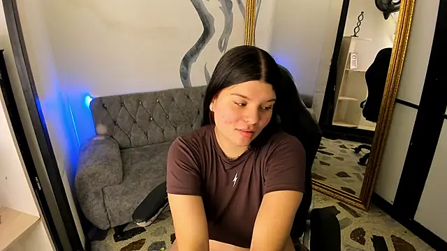 AnnieAdamss_ webcam