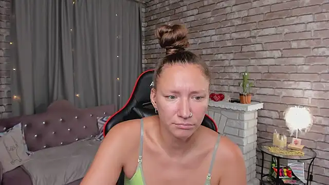 SarahCoksss webcam