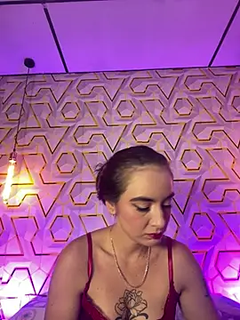 MelanyyJhonson15 live cam on StripChat