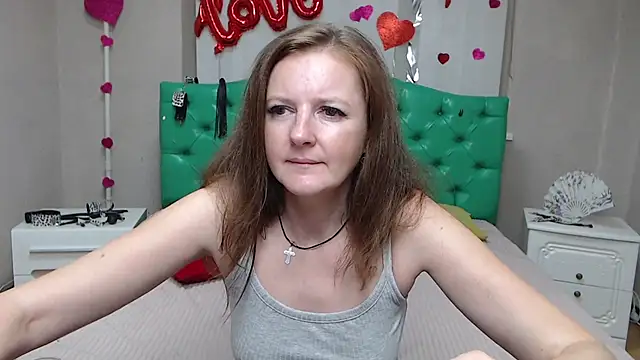 MeganPirs live cam on StripChat