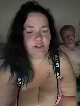 CurvyScarlett69xx live cam on StripChat