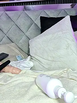 Sara_Chanel_
