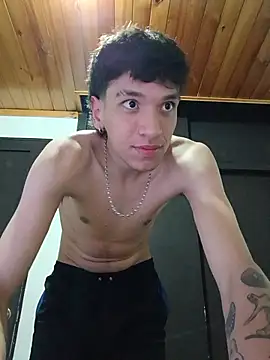 H3ll_B0Y_ live cam