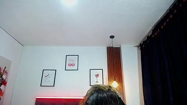sasi_luna webcam