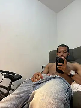 Criistian_prado webcam