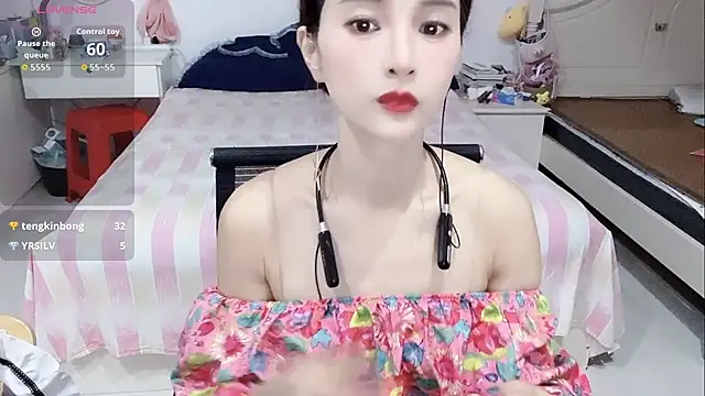 miaomiao-99 webcam
