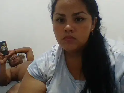 MiaBloom0 webcam