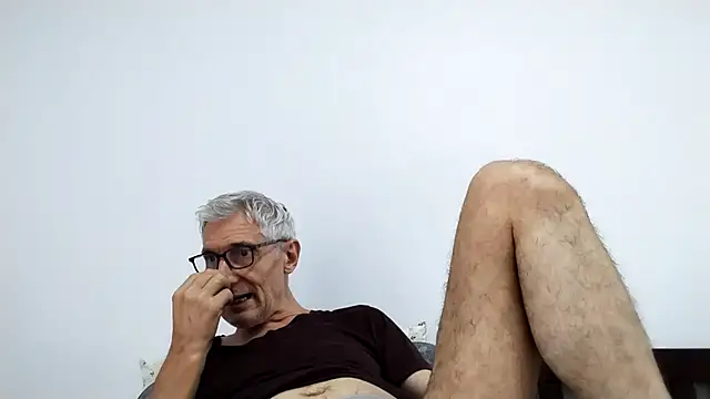 BIGUNCUTHARDCOCK webcam