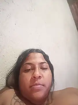 Giselabrunette25 webcam