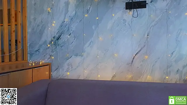 miss_bubbles_ webcam