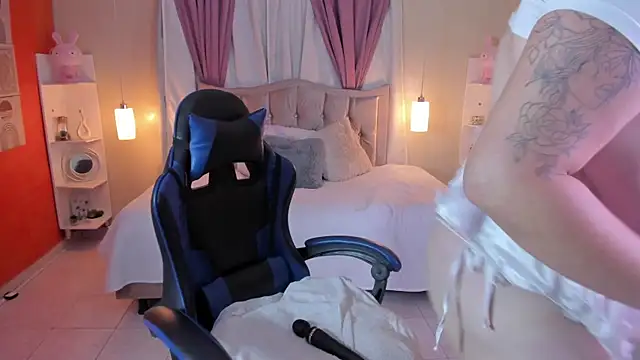 IsabellaHot01 webcam