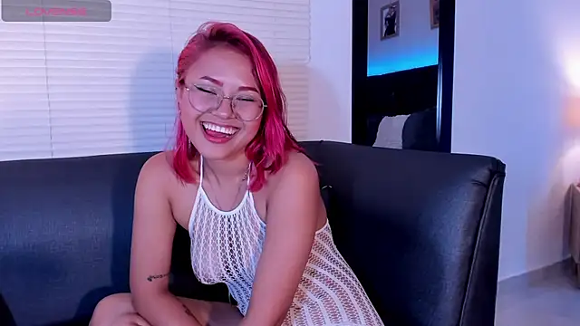 MAYASMITH__ webcam