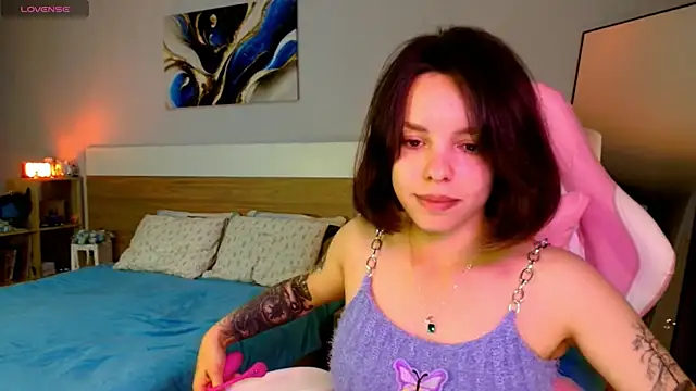 Maya_Campbell webcam