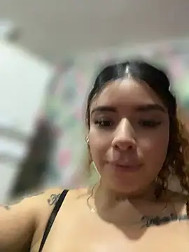 hally-jensen1 webcam