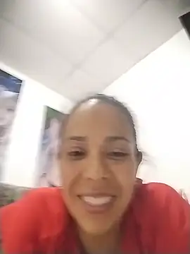 Bootycallhot webcam