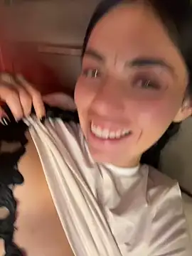i_am_nina_ webcam