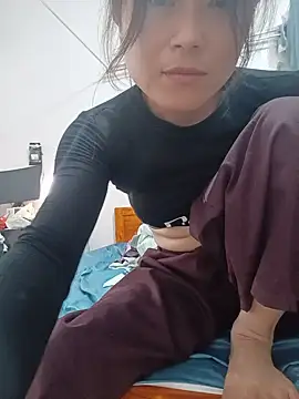 Linda-yiyi webcam