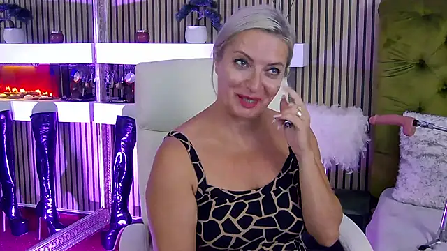 LadyTouch webcam