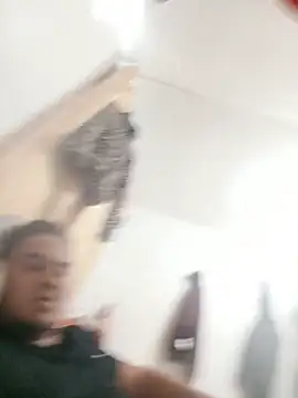 coupleCol90 webcam