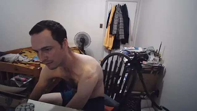 JohnnyMoves webcam