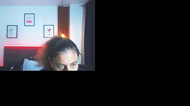 sasi_luna webcam