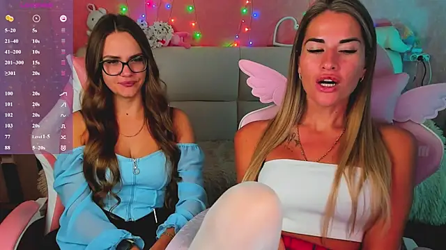hotty_girls_here webcam