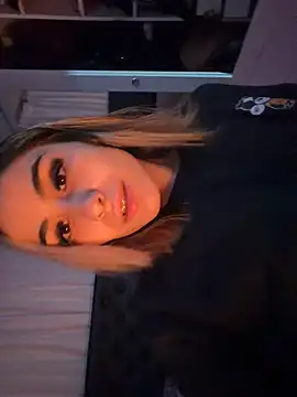 Nenitatierna1 live sex cam