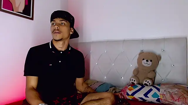 Angel_foxc13 webcam