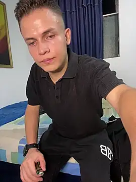 _Leo_Boy webcam