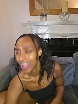 Hazel_Dollxx webcam