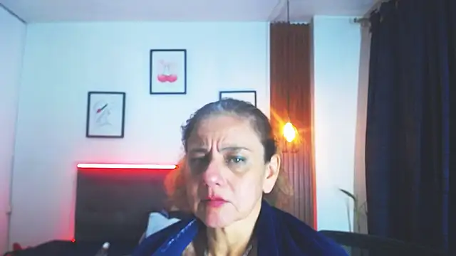sasi_luna webcam