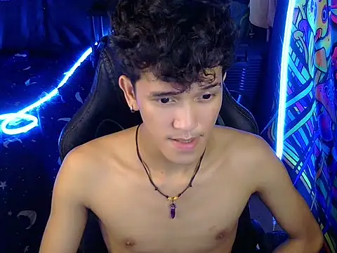 hugekenbigcock webcam