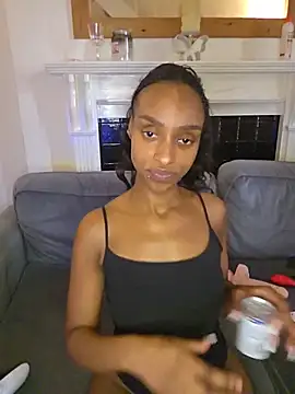Hazel_Dollxx