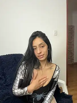 Lucyjoi webcam
