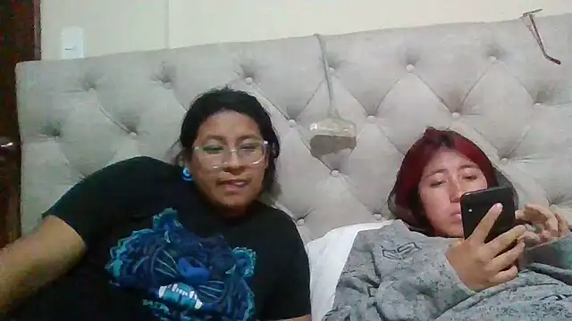 sarah12333 webcam