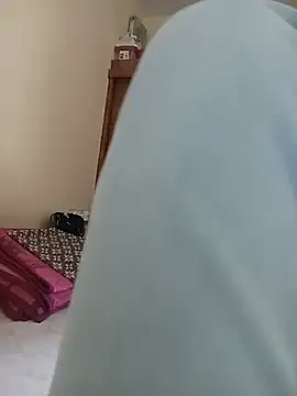 jeeva9242 - Jeeva9242's free webcam - UK Sex Cams