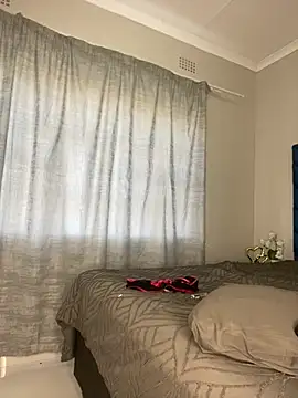 Ebony_Warlock_ webcam