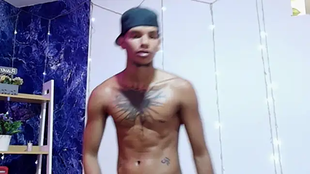 kai_storm77 webcam