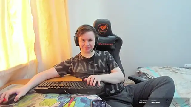 iliaskrislove webcam