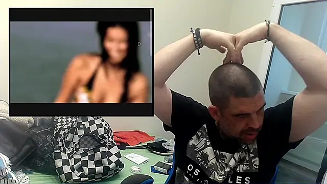 Sully_Kane webcam