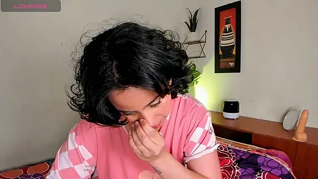 adriannyp_1 webcam